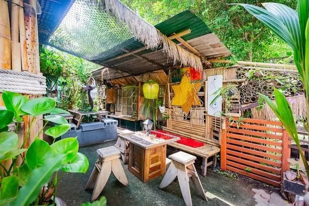 Fandee House Hostel - Adults Only