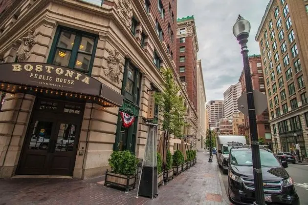 Faneuil Hall North End 4 Beds 2 Bath Downtown
