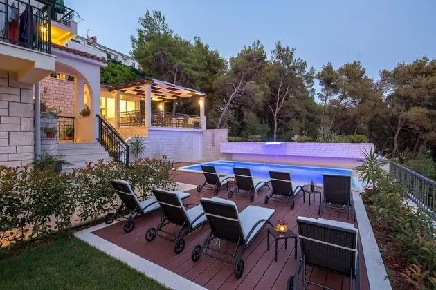 Villa Fani - Apartments and Rooms