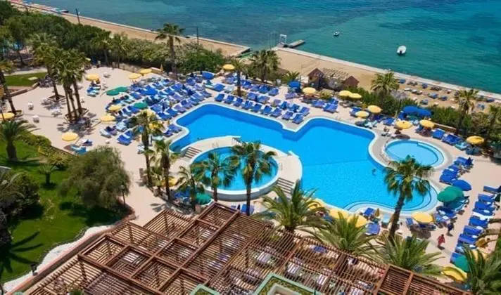 Fantasia Deluxe Kuşadası - 10