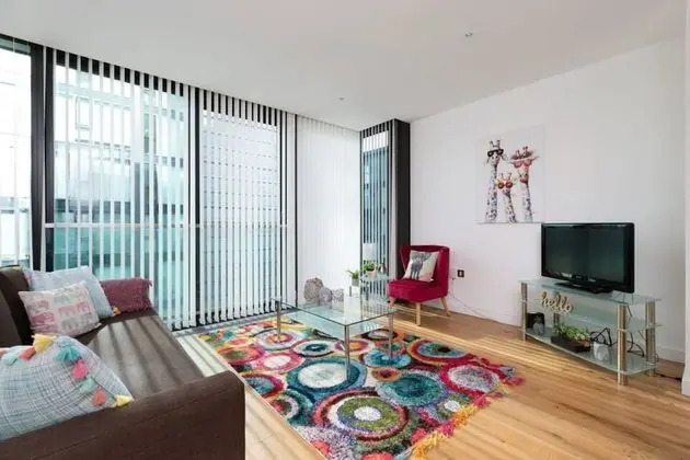 Fantastic 1-bed on the iconic quatermile