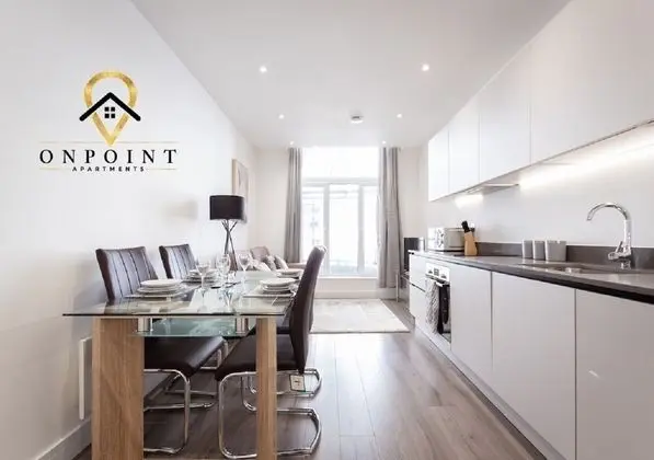 Fantastic 1 Bedroom Apt with PARKING - Oda Düzeni