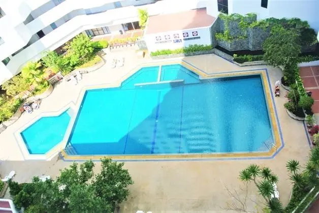 Fantastic 2 bed With Huge Balcony & sea Views - Havuz