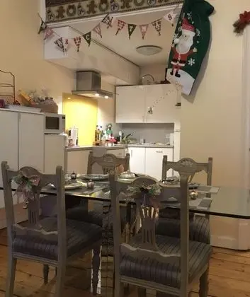 Fantastic 2 Bedroom Apartment Next to Green Park - Mutfak