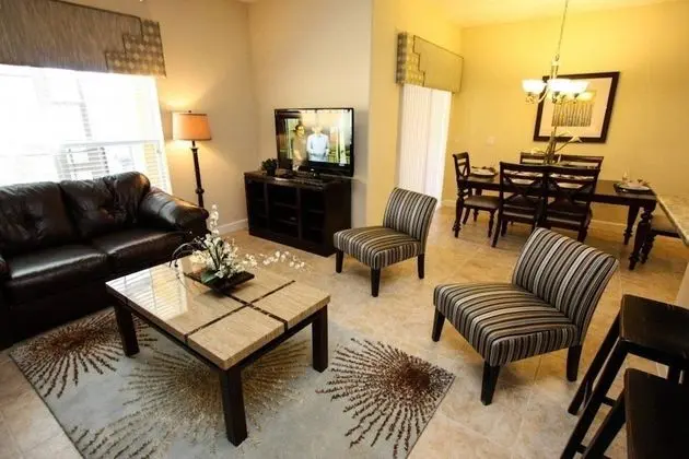 Fantastic 4 Bedroom 3 Bath Town Home With Private Pool - Öne Çıkan Resim