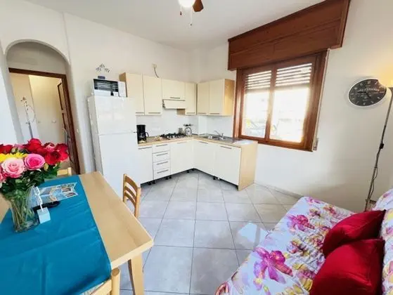 Fantastic Apartment Near The Beach - Private Beach Place Included by Beahost - İç Mekan