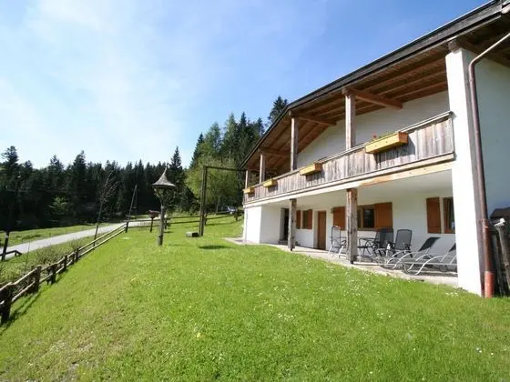 Fantastic Chalet in Niederndorf bei Kufstein With Balcony - Dış Mekan
