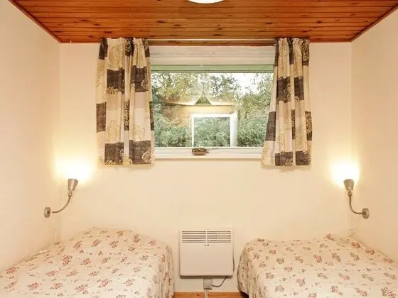 Fantastic Holiday Home in Humble With Terrace