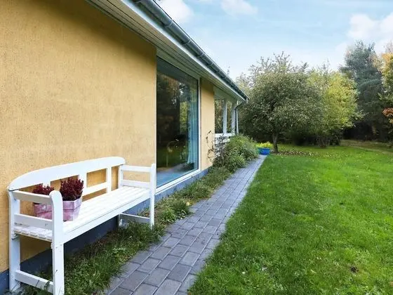Fantastic Holiday Home in Humble With Terrace