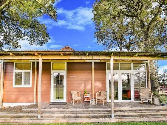 Fantastic Modern Vacation Home With Views and Terrace