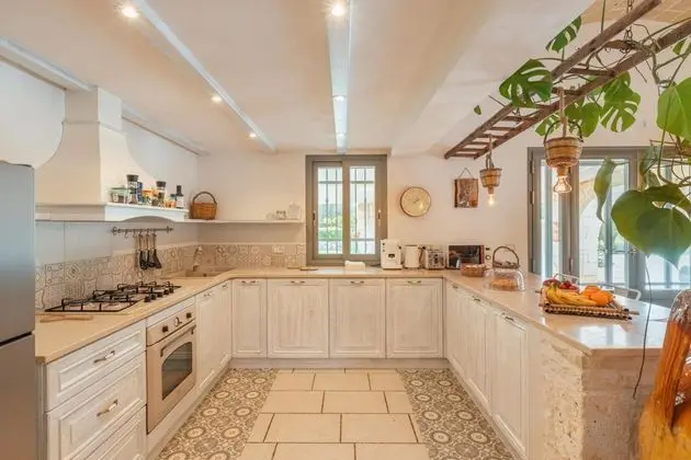 Fantastic Trulli Olea With Pool Garden - Mutfak