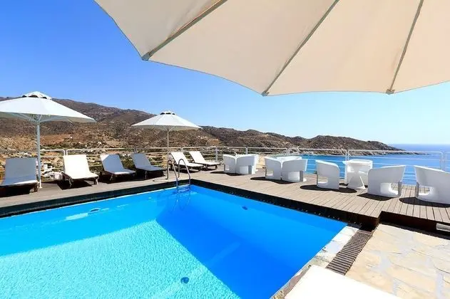 Far Out Hotel & Spa - Havuz