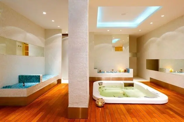 Far Out Hotel & Spa - Spa