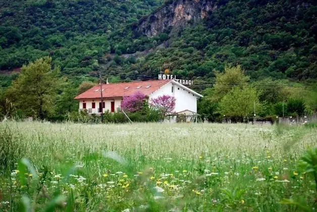 Faraggi Hotel - Dış Mekan