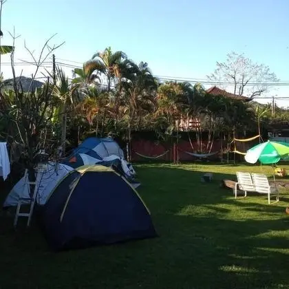Farah Camping