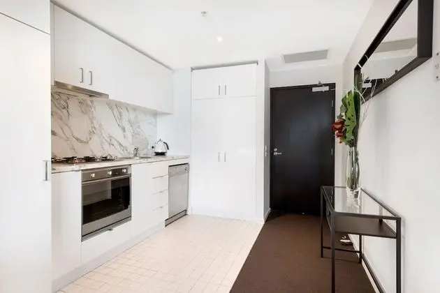 FARINA, 1BDR Docklands Apartment - Mutfak