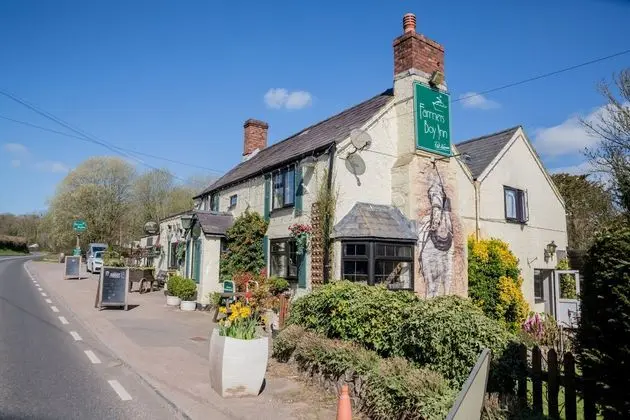 Farmers Boy Inn