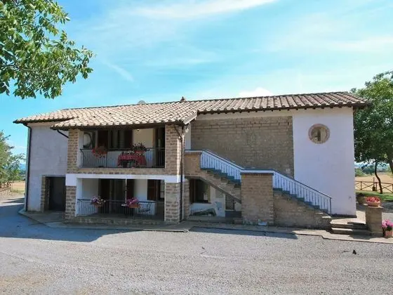 Farmhouse With Pool in an Area With History, Nature and art - Dış Mekan