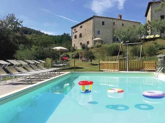Farmhouse With Pool in the Hills, Beautiful Views, in the Truffle Area