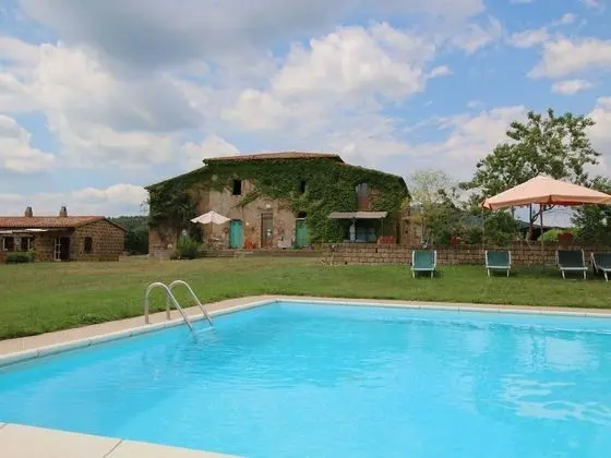 Farmhouse in Sorano With Swimming Pool, Terrace, Barbecue