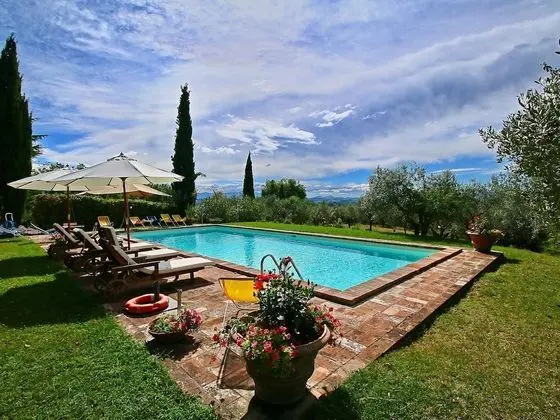 Farmhouse in Todi With Pool, Terrace, Garden, Deckchairs