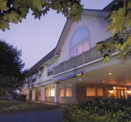 Farmington Inn 
