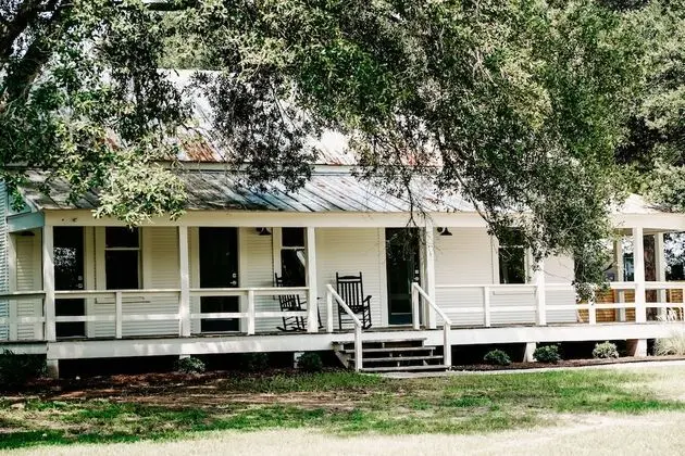 Farmstead Round Top