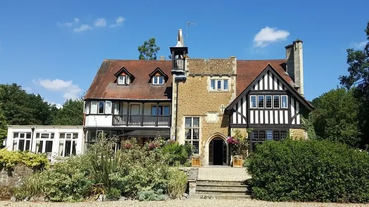 Farnham House - Dış Mekan
