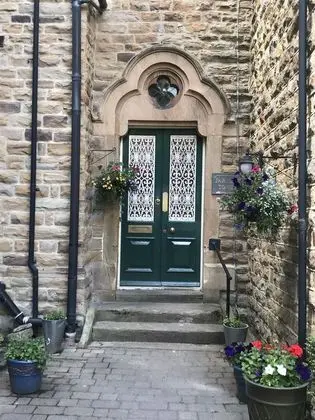 Farnley Tower Guesthouse - Dış Mekan
