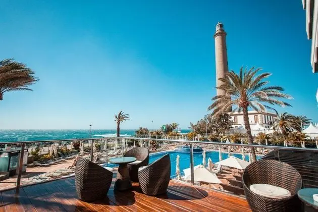 Hotel Faro, a Lopesan Collection Hotel