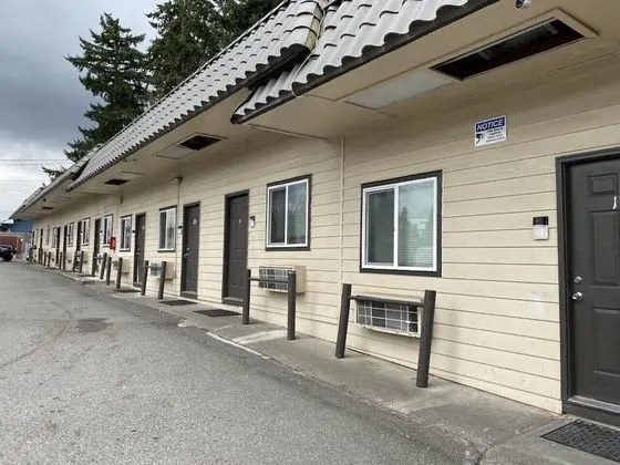 Farwest Motel