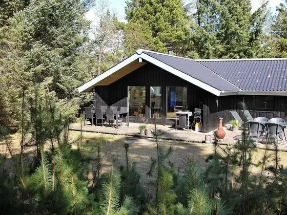 Fascinating Holiday Home in Norre Nebel near Sea