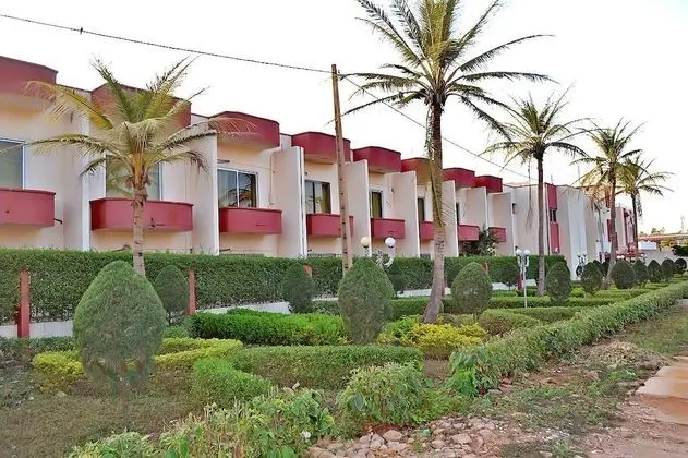 Hotel Faso - Dış Mekan