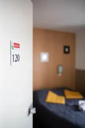 Fasthotel Dijon Nord - Dış Mekan