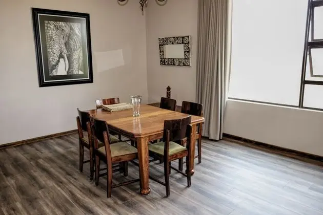 The Fat Mulberry Guesthouse - İç Mekan