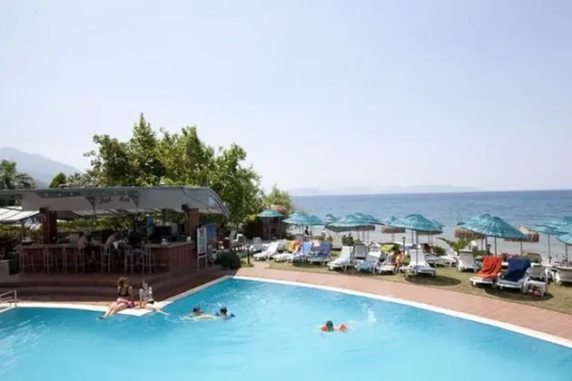 Faustina Hotel & Spa - Havuz