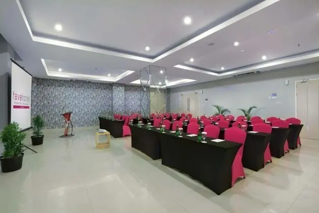 Favehotel Ahmad Yani Banjarmasin - İş / Konferans