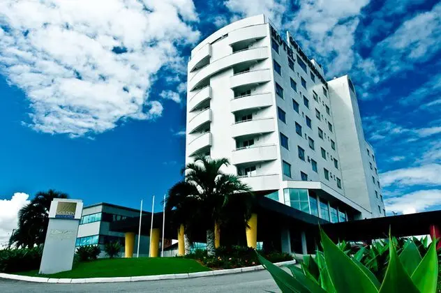Favorita Golden Hotel & Eventos