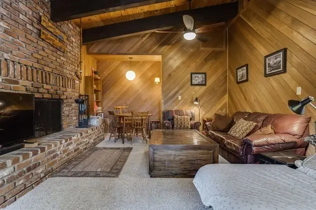 Fawn by Avantstay Secluded Cabin w/ Large Deck Surrounded by Forest - İç Mekan