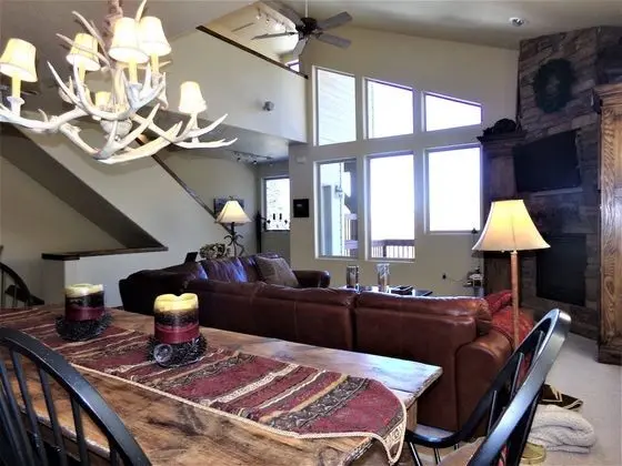 Fawn Townhome 3 bed 3 bath HTJP3 - Yerinde Yemek