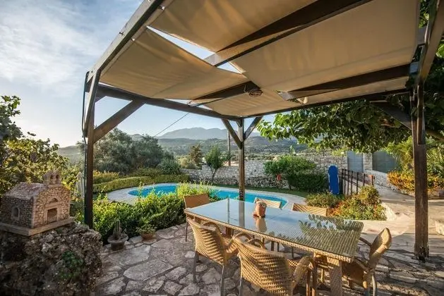 Villa-faye Handsome Villa in Rural Crete - Oda