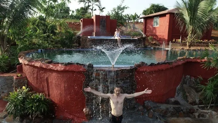 Fazlani Natures Nest Wellness Resort - Havuz