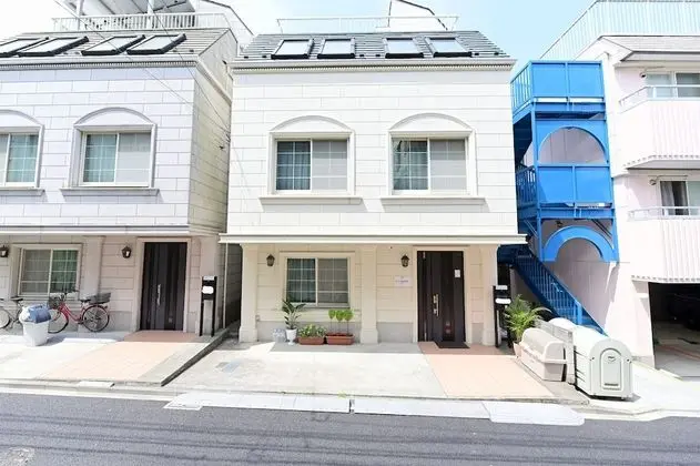FC House Shinjuku - 1