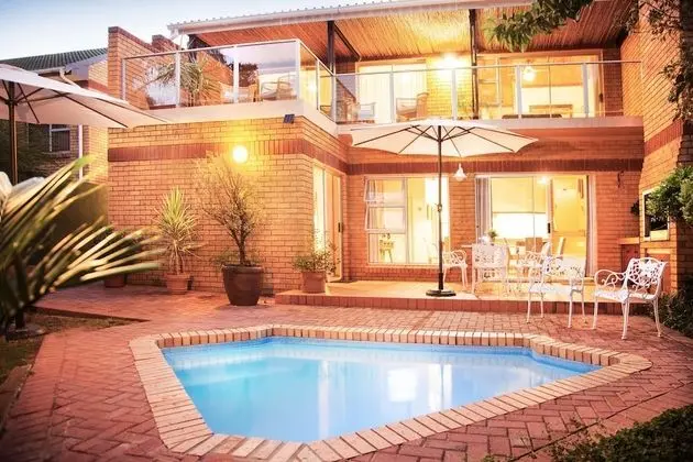 Feather Nest Guest House