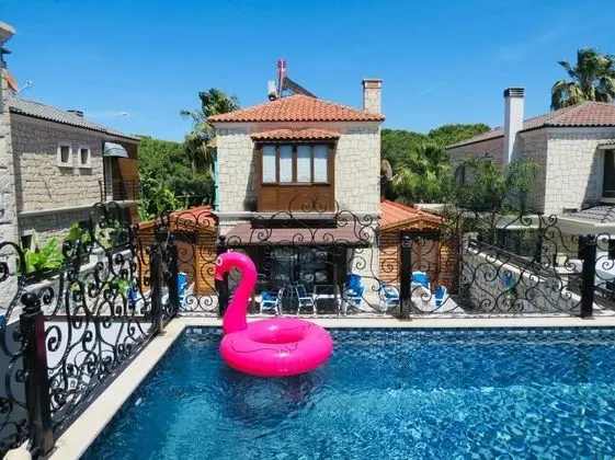 Fedora Butik Otel