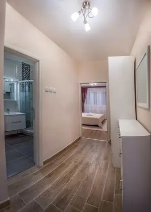 Feel Belgrade Downtown Apartment - İç Mekan