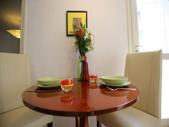 Feel Center Apartments. - Yerinde Yemek