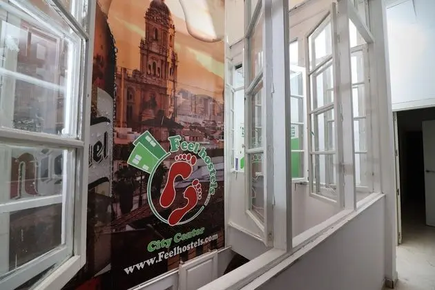 Feel Hostel City Center Malaga - İç Mekan