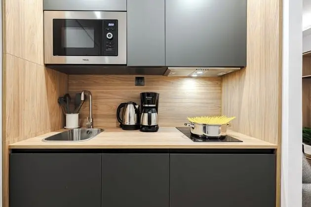 Feelathome Ventas Suites - Mutfak