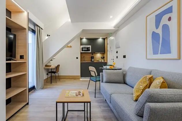 Feelathome Ventas Suites - Oda Düzeni